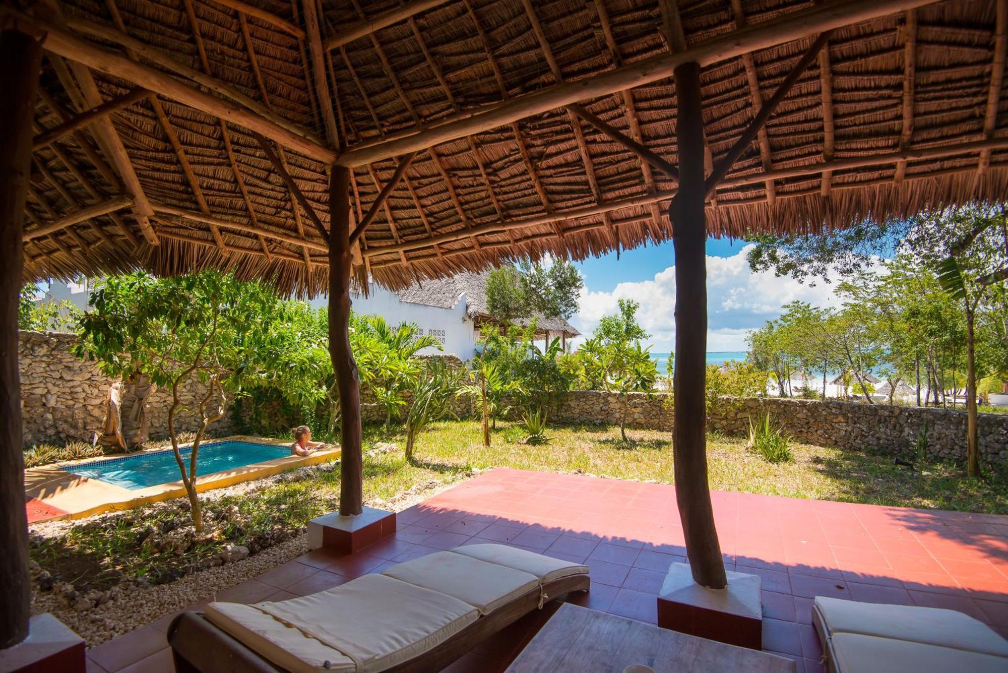 Konokono Beach Resort Michamvi Zimmer foto